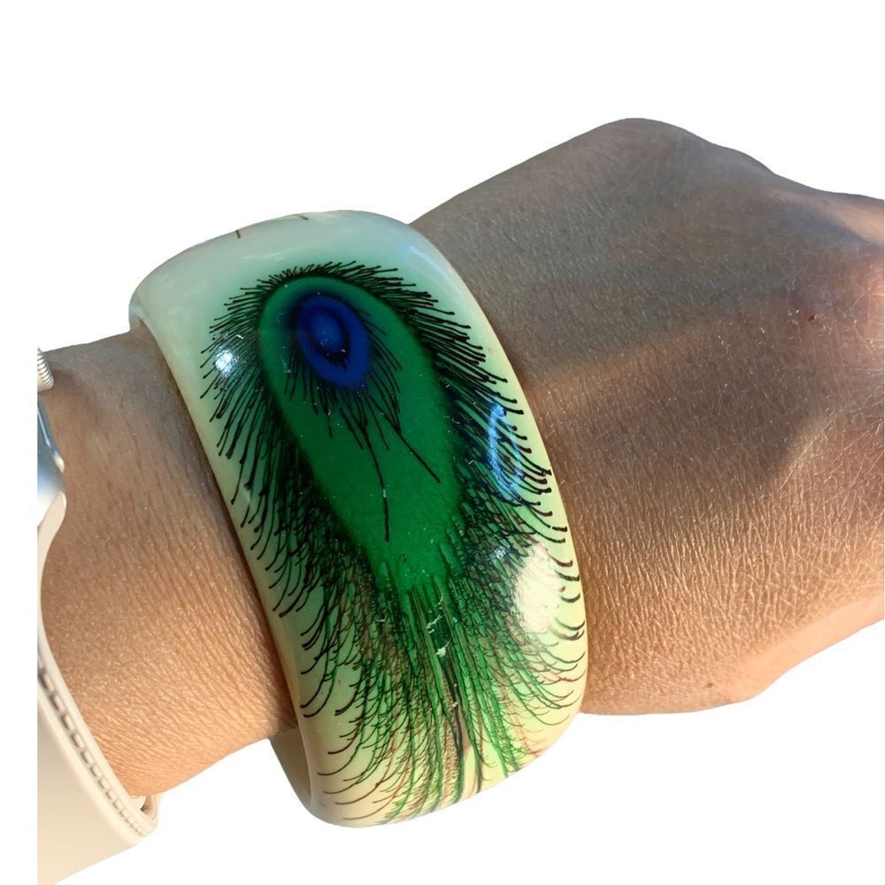 VINTAGE Peacock Feather Bangle
